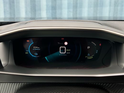 Peugeot e-2008 EV Allure Pack 50 kWh | Achteruitrijcamera | Airco (automatisch) | Cruise control | Apple Carplay... ActivLease financial lease