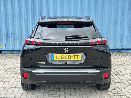 Peugeot e-2008 EV Allure Pack 50 kWh | Achteruitrijcamera | Airco (automatisch) | Cruise control | Apple Carplay... ActivLease financial lease