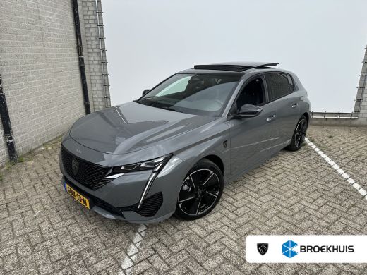 Peugeot e-308 GT EV 54 kWh | 11 kW lader | Achterbank in delen neerklapbaar | Achteruitrij assistent Peugeot e-308 GT EV 54 kWh | 11 kW lader | Achterbank in delen neerklapbaar | Achteruitrij assistent