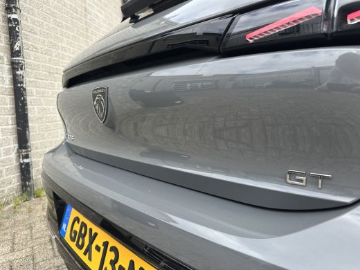 Peugeot e-308 GT EV 54 kWh | 11 kW lader | Achterbank in delen neerklapbaar | Achteruitrij assistent ActivLease financial lease