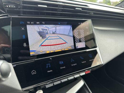 Peugeot e-308 GT EV 54 kWh | 11 kW lader | Achterbank in delen neerklapbaar | Achteruitrij assistent ActivLease financial lease