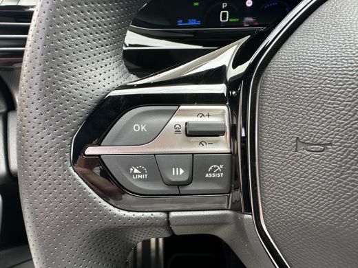 Peugeot e-308 GT EV 54 kWh | 11 kW lader | Achterbank in delen neerklapbaar | Achteruitrij assistent ActivLease financial lease