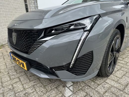 Peugeot e-308 GT EV 54 kWh | 11 kW lader | Achterbank in delen neerklapbaar | Achteruitrij assistent ActivLease financial lease