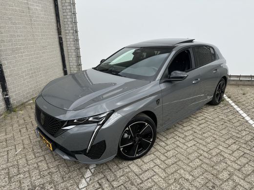 Peugeot e-308 GT EV 54 kWh | 11 kW lader | Achterbank in delen neerklapbaar | Achteruitrij assistent ActivLease financial lease