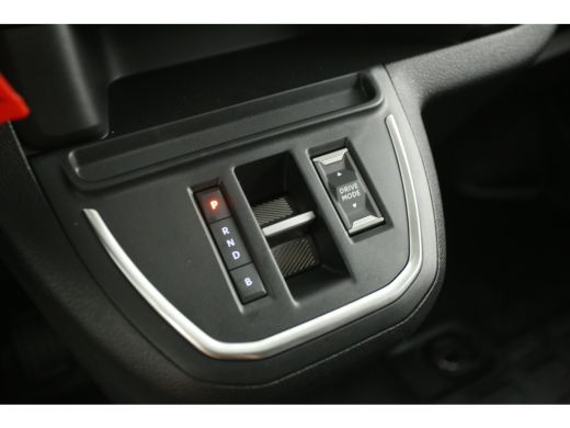 Peugeot e-Expert 75 kWh L2H1 Elektrisch | EMISSIEVRIJE ZONE | NIEUW | Automaat Airco Camera Carplay Cruise Navi PD... ActivLease financial lease