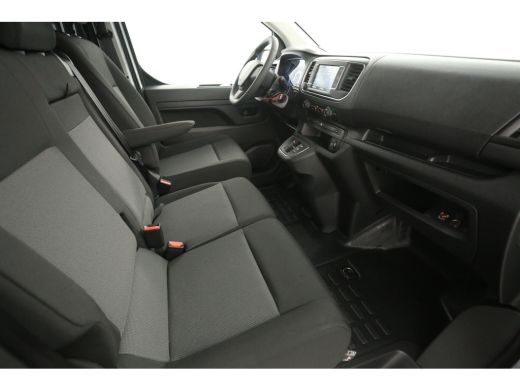 Peugeot e-Expert L2H1 75 kWh | 2025 | Elektrisch | 360° Camera | Airco | Cruise | Carplay | 3-Zits ActivLease financial lease