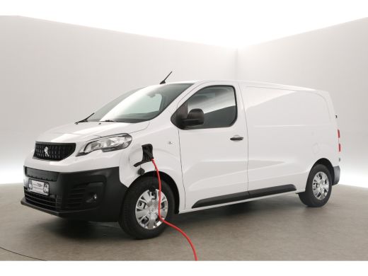 Peugeot e-Expert L2H1 75 kWh | 2025 | Elektrisch | 360° Camera | Airco | Cruise | Carplay | 3-Zits ActivLease financial lease