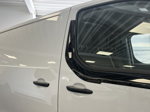 Peugeot Expert Standaard | 16" stalen velgen | Elektrisch bedienbare en verwarmbare buitenspiegels | Getint glas... ActivLease financial lease