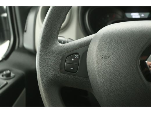Renault Trafic 1.6 dCi T27 L1H1 Airco Cruise PDC Elektrpakket Schuifdeur ActivLease financial lease