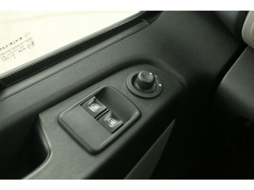 Renault Trafic 1.6 dCi T27 L1H1 Airco Cruise PDC Elektrpakket Schuifdeur ActivLease financial lease