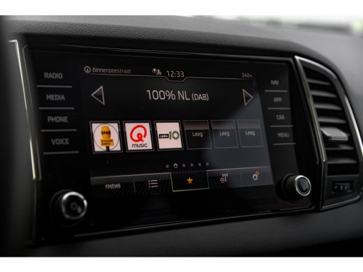 Skoda Karoq 1.5 TSI ACT Business Edition | Adapt. Cruise | Stoel- Stuurverwarming | Navigatie | Carplay ActivLease financial lease