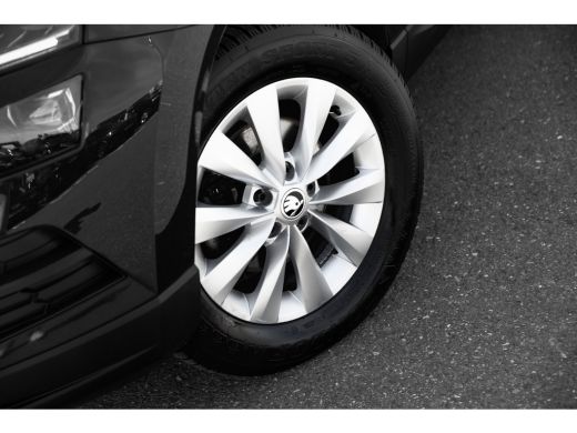 Skoda Karoq 1.5 TSI ACT Business Edition | Adapt. Cruise | Stoel- Stuurverwarming | Navigatie | Carplay ActivLease financial lease