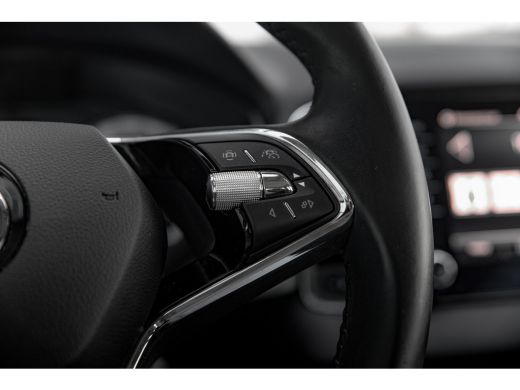 Skoda Karoq 1.5 TSI ACT Business Edition | Adapt. Cruise | Stoel- Stuurverwarming | Navigatie | Carplay ActivLease financial lease