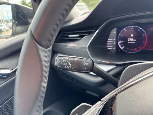 Skoda Octavia Combi 1.0 e-TSI Ambition | Automaat | Trekhaak | Cruise control | Stoelverwarming| A-Camera | ActivLease financial lease