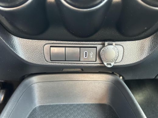 Toyota Aygo 1.0 VVT-i MT Play (Airco - Camera) ActivLease financial lease