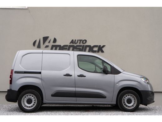 Toyota ProAce 1.5 D-4D Live ActivLease financial lease