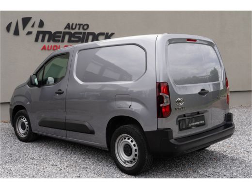 Toyota ProAce 1.5 D-4D Live ActivLease financial lease