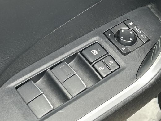 Toyota RAV4 2.5 Hybrid Executive **NAVIGATIE/ STOELVERWARMING VOOR EN ACHTER/ STOELVENTILATIE/ 36 MAANDEN GAR... ActivLease financial lease