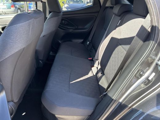 Toyota Yaris 1.5 Hybrid 115 First Edition (Carplay Navigatie - Adaptive cruise) ActivLease financial lease