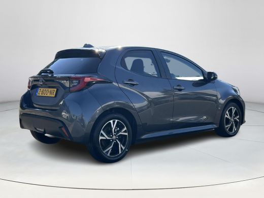 Toyota Yaris 1.5 Hybrid 115 First Edition (Carplay Navigatie - Adaptive cruise) ActivLease financial lease
