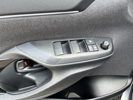 Toyota Yaris Cross 1.5 Hybrid 115 First Edition | All-in prijs | Automaat| android/apple ActivLease financial lease