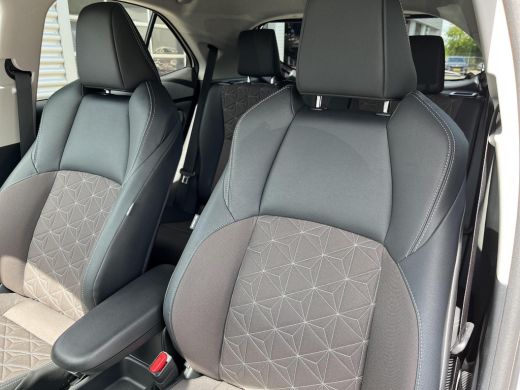Toyota Yaris Cross 1.5 Hybrid Executive | All-in prijs | Automaat | Apple/ android auto ActivLease financial lease