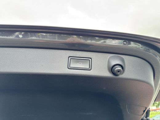 Volkswagen Arteon 1.4 TSI eHybrid R-Line Business+ | Trekhaak | ACC | HUD | A. cam | ActivLease financial lease