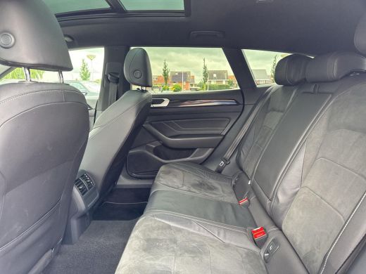 Volkswagen Arteon 1.4 TSI eHybrid R-Line Business+ | Trekhaak | ACC | HUD | A. cam | ActivLease financial lease