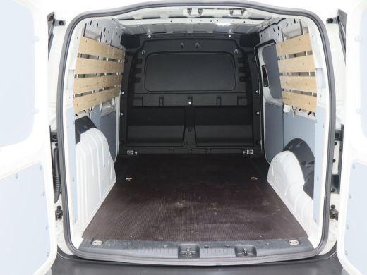 Volkswagen Caddy 2.0 TDi | Carplay | Cruise Control | Trekhaak | Parkeersensoren | Schuifdeur Rechts | 27.382 Km!! ActivLease financial lease