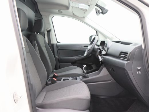 Volkswagen Caddy 2.0 TDi | Carplay | Cruise Control | Trekhaak | Parkeersensoren | Schuifdeur Rechts | 27.382 Km!! ActivLease financial lease