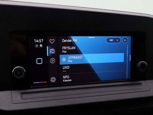 Volkswagen Caddy 2.0 TDi | Carplay | Cruise Control | Trekhaak | Parkeersensoren | Schuifdeur Rechts | 27.382 Km!! ActivLease financial lease