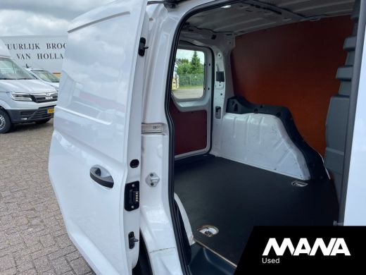 Volkswagen Caddy 2.0 TDI Comfort 123PK Automaat Navigatie Adaptive Cruise Navi Sensoren ActivLease financial lease
