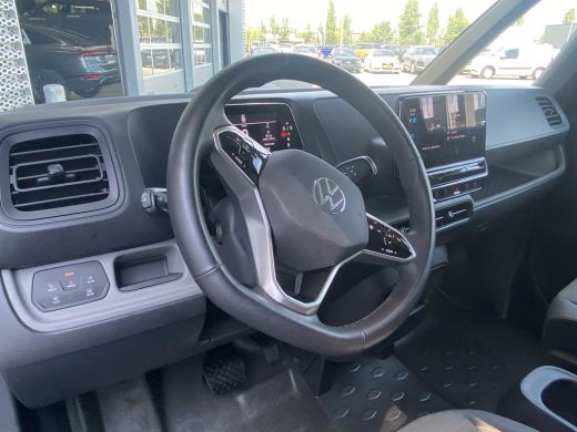 Volkswagen ID. Buzz Cargo Cargo Bulli | Trekhaak | Adaptive Cruise | IQ-Light | Camera | Stoeverwarming | ActivLease financial lease