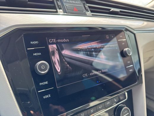 Volkswagen Passat Variant 1.4 TSI PHEV GTE Business | Pano Dak | A.Camera | ACC | Leder | ERGO Massage | ActivLease financial lease