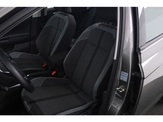 Volkswagen Polo 1.0 TSI Highline Business R Automaat! 5 Deurs, Navi, Climate, ActivLease financial lease