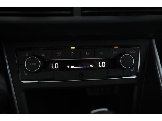 Volkswagen Polo 1.0 TSI Highline Business R Automaat! 5 Deurs, Navi, Climate, ActivLease financial lease