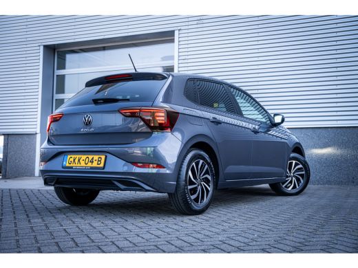 Volkswagen Polo 1.0 TSI Life Edition | Achteruitrijcamera | Metaalkleur | Parkeersensor voor en achter ActivLease financial lease