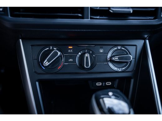 Volkswagen Polo 1.0 TSI Life Edition | Achteruitrijcamera | Metaalkleur | Parkeersensor voor en achter ActivLease financial lease