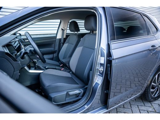 Volkswagen Polo 1.0 TSI Life Edition | Achteruitrijcamera | Metaalkleur | Parkeersensor voor en achter ActivLease financial lease