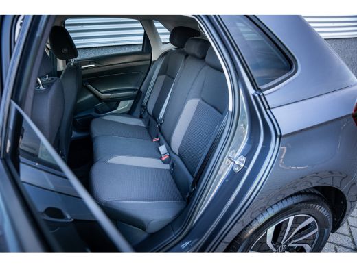 Volkswagen Polo 1.0 TSI Life Edition | Achteruitrijcamera | Metaalkleur | Parkeersensor voor en achter ActivLease financial lease
