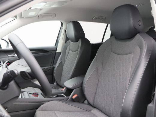Volkswagen Tayron 1.5 eHybrid 204 Pk Automaat Life Edition | Trekhaak | Camera | Full LED | Adaptive Cruise | Elekt... ActivLease financial lease