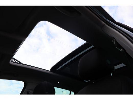 Volkswagen Tiguan 1.5 TSI Elegance | Achteruitrijcamera | Airco (automatisch) | Keyless entry ActivLease financial lease