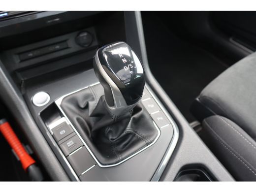 Volkswagen Tiguan 1.5 TSI Elegance | Achteruitrijcamera | Airco (automatisch) | Keyless entry ActivLease financial lease