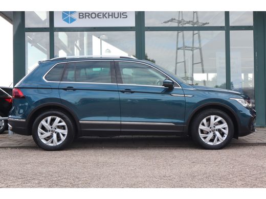 Volkswagen Tiguan 1.5 TSI Elegance | Achteruitrijcamera | Airco (automatisch) | Keyless entry ActivLease financial lease
