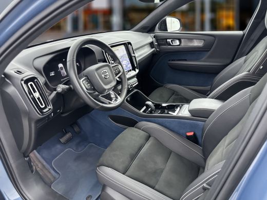 Volvo  C40 Recharge Twin Intro Edition 78 kWh | 20' | Leder/Nubuck | Getint glas | Allseason | Panoramadak |... ActivLease financial lease