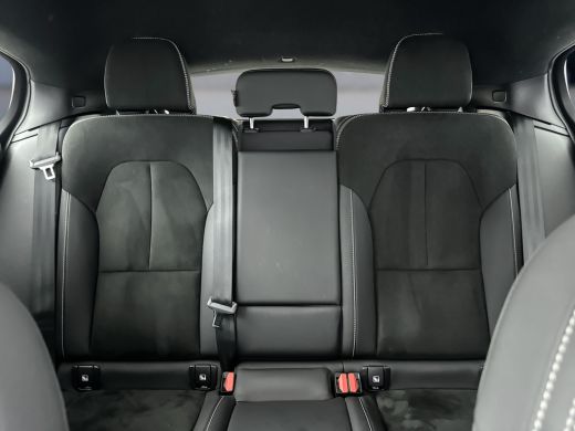 Volvo  C40 Recharge Twin Intro Edition 78 kWh | 20' | Leder/Nubuck | Getint glas | Allseason | Panoramadak |... ActivLease financial lease