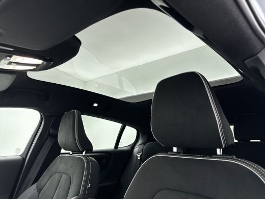 Volvo  C40 Recharge Twin Intro Edition 78 kWh | 20' | Leder/Nubuck | Getint glas | Allseason | Panoramadak |... ActivLease financial lease