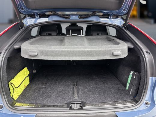Volvo  C40 Recharge Twin Intro Edition 78 kWh | 20' | Leder/Nubuck | Getint glas | Allseason | Panoramadak |... ActivLease financial lease
