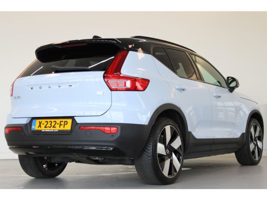Volvo  XC40 408PK Twin Ultimate 82 kWh | Trekhaak | Getint Glas | Pixel Led | 360º | HK audio | Panoramadak ActivLease financial lease