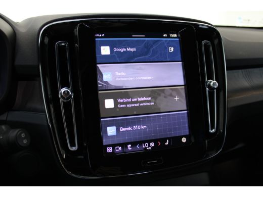 Volvo  XC40 408PK Twin Ultimate 82 kWh | Trekhaak | Getint Glas | Pixel Led | 360º | HK audio | Panoramadak ActivLease financial lease